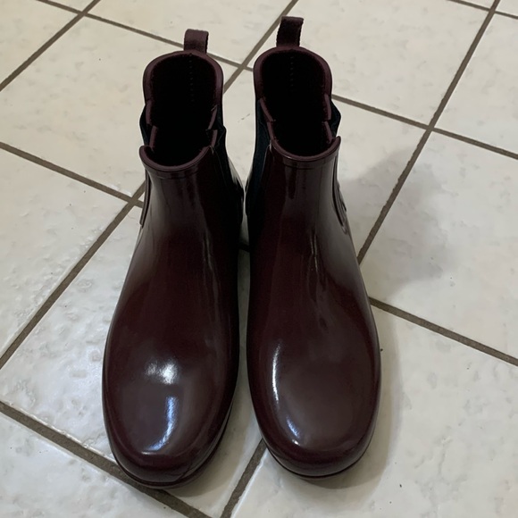 Hunter purple rain boots - Picture 1 of 7